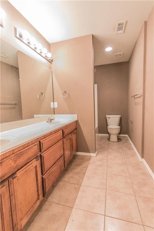 Building Photo - 3206 SW Deerfield Blvd