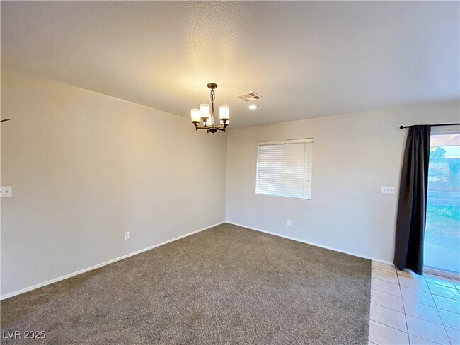Building Photo - 1037 Cedar Pines St