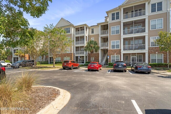 Building Photo - 11251 Campfield Dr