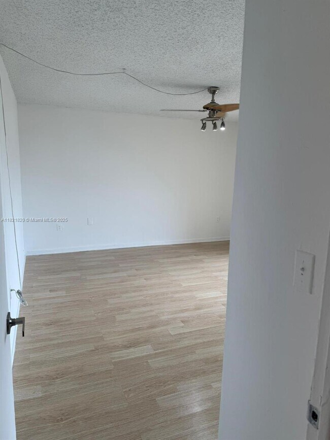 Building Photo - 7010 NW 186th St