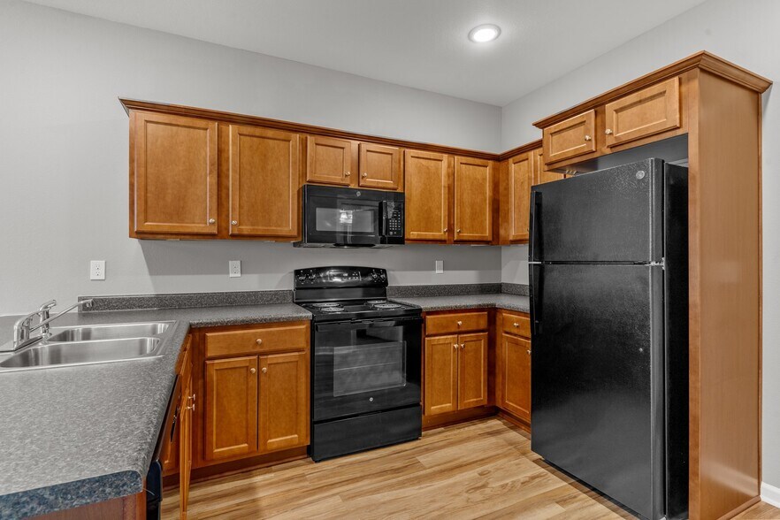 Building Photo - 2217 Del Carmel Way
