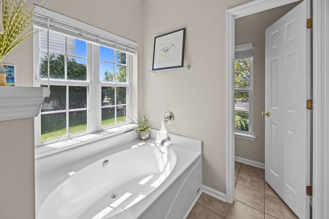 Building Photo - Beautiful 4-Bedroom Home in Desirable Tanner Plantation