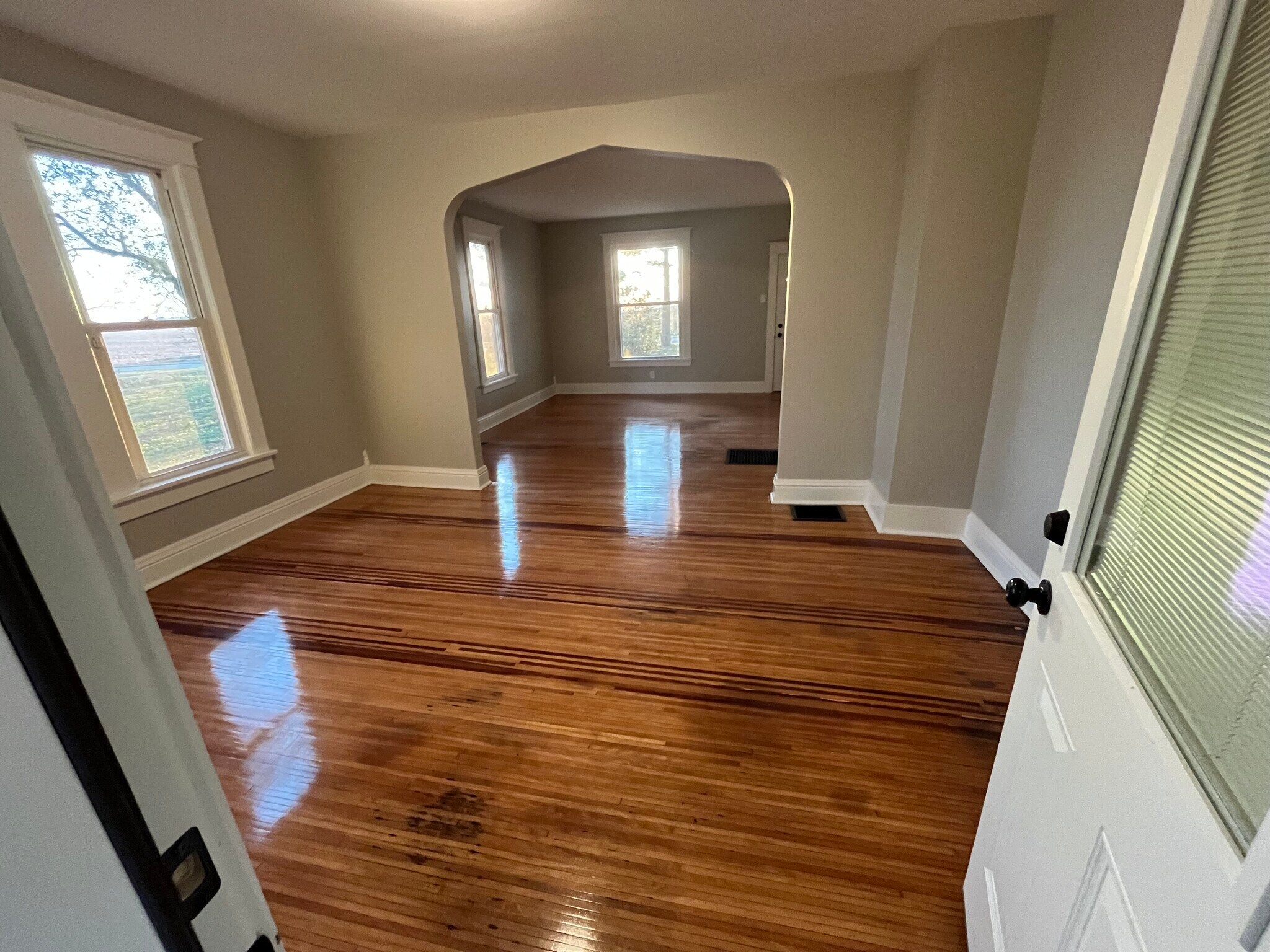 Building Photo - 14044 Strawn Rd