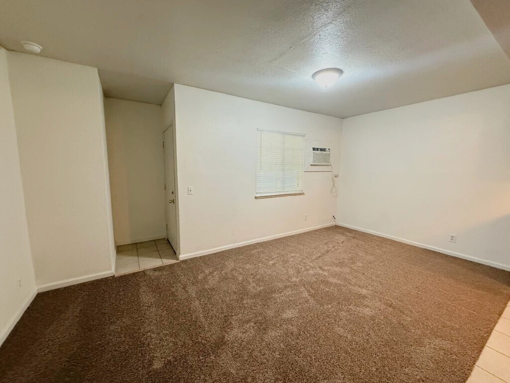 Building Photo - 2875 M St