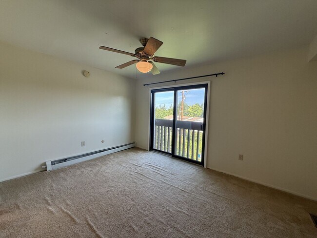 Building Photo - 801 Stratford Dr