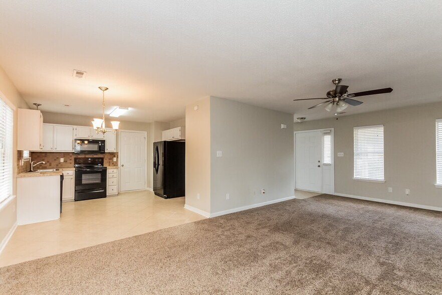 Building Photo - 3664 Stonefield St SW