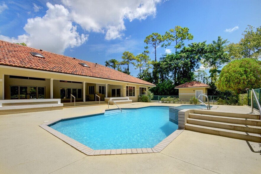 Building Photo - 9033 Winding Woods Dr