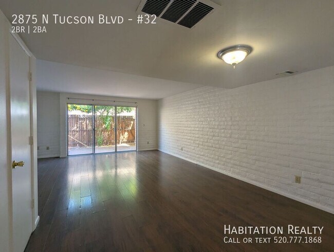 Building Photo - 2875 N Tucson Blvd