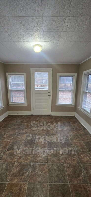 Building Photo - 7610 W Jefferson Blvd