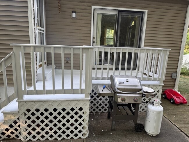 Building Photo - 1565 West St