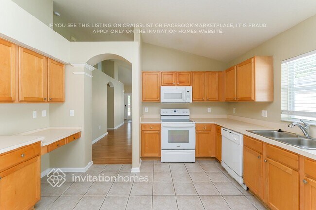 Building Photo - 25422 Lexington Oaks Blvd