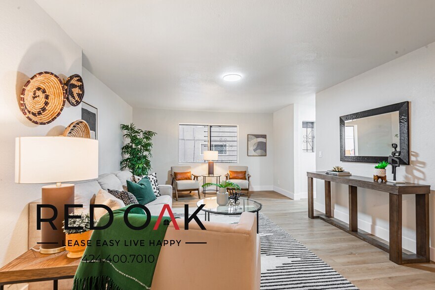 Building Photo - 6337 10th Ave