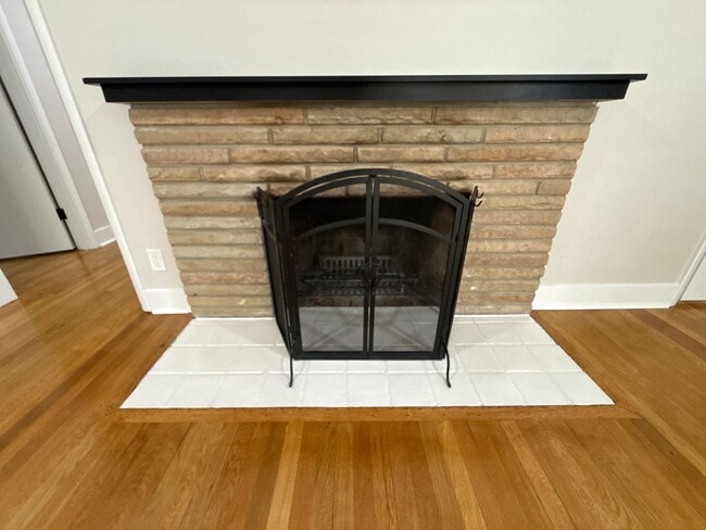 Building Photo - SFH Montgomery