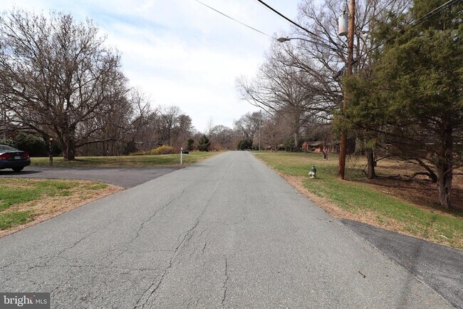 Building Photo - 118 Quaint Acres Dr