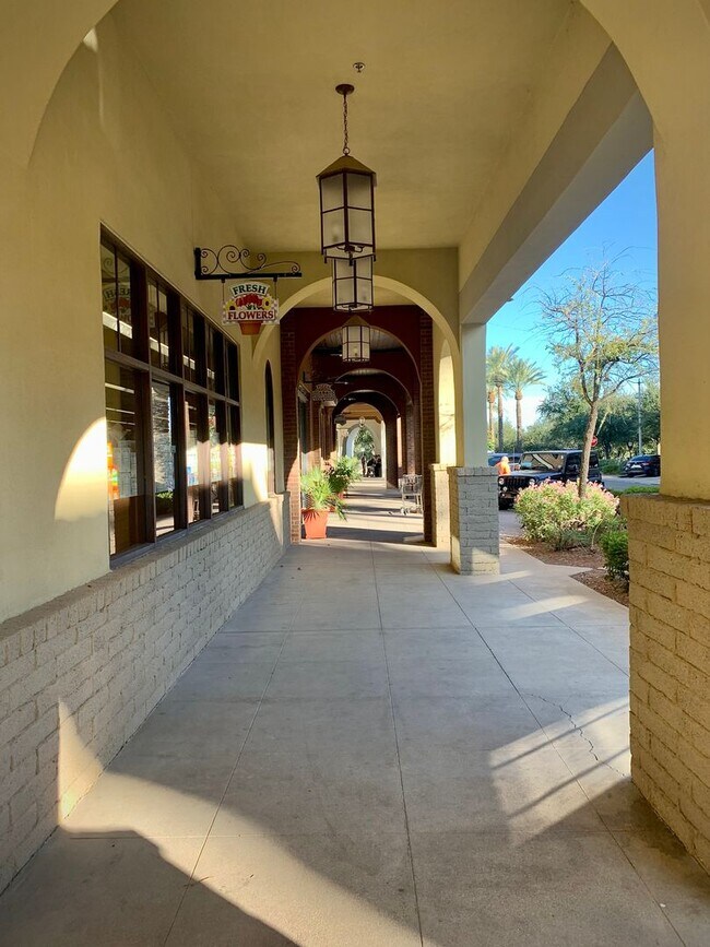 Building Photo - COMING SOON !! Mountainside Living at Canyon Views! 4 bedroom 2 bathroom!