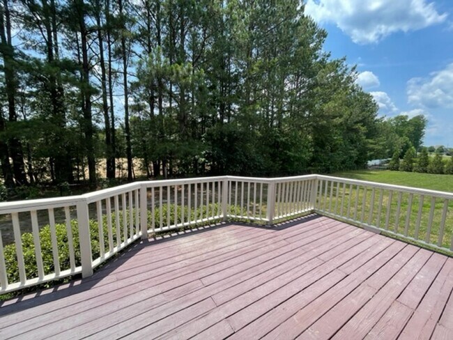 Building Photo - 3725 Nether Ridge Rd