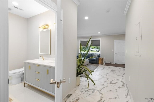 Building Photo - 238 Oriskany Blvd