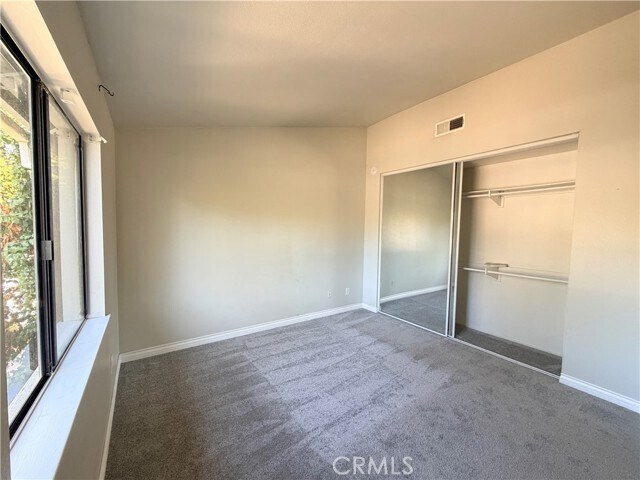 Building Photo - 8722 Pine Crest Pl