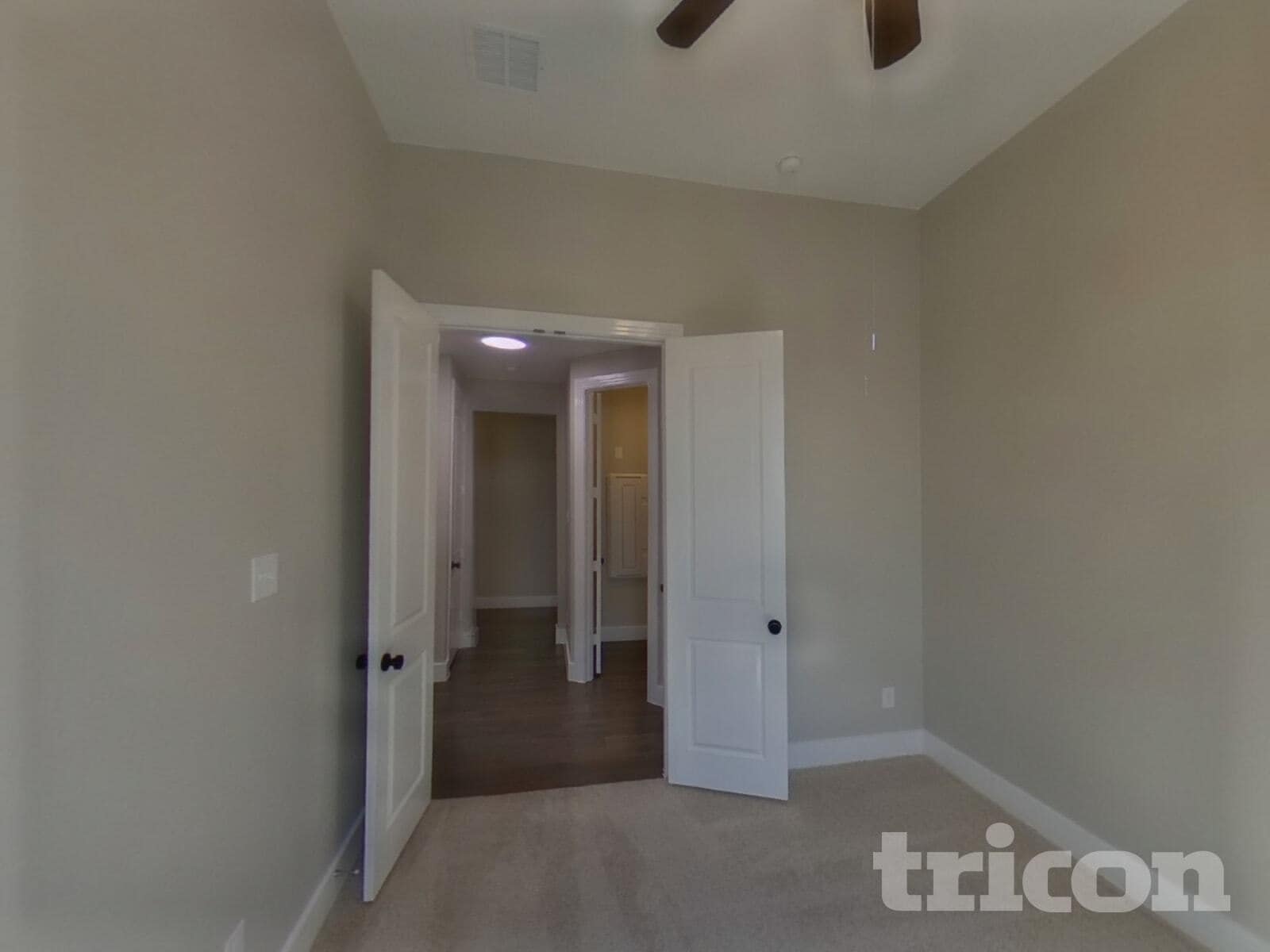 Building Photo - 1008 Faringdon Dr