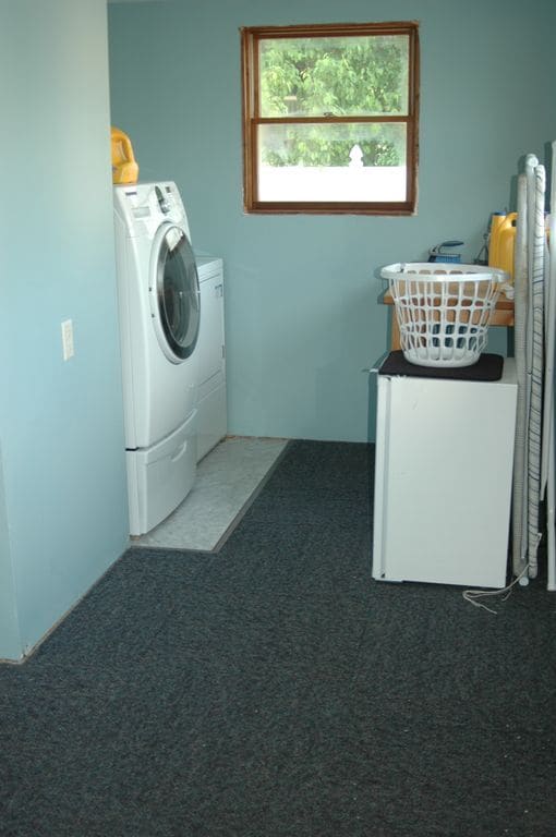 Building Photo - 1511