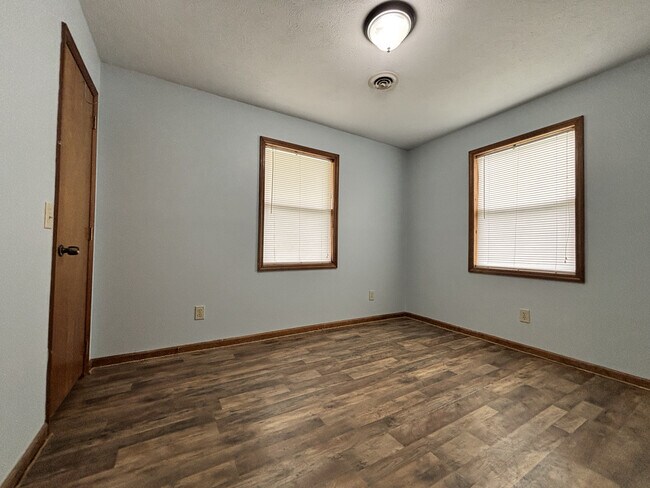 Building Photo - 1500 Murray-Kittrell Rd