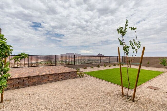 Building Photo - Fully Furnished 3 Bedroom Henderson Home with Full Vegas Strip and Lake Las Vegas Views