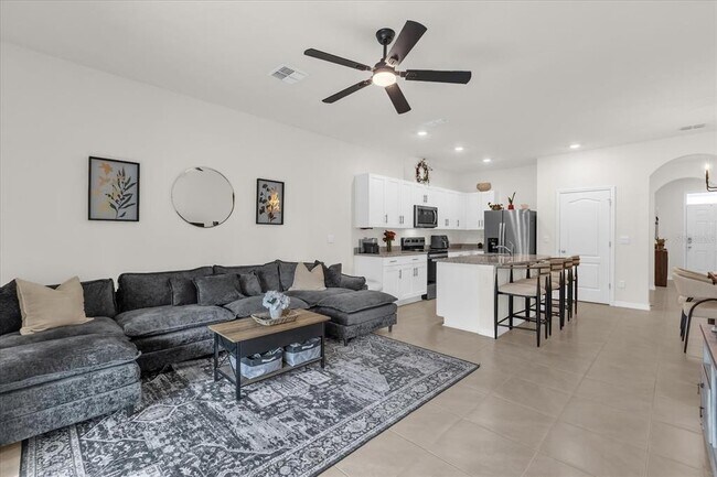 Building Photo - 110 Reena Dr