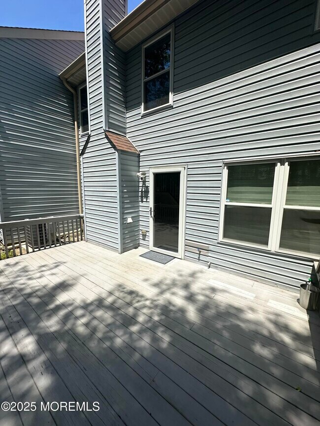 Building Photo - 103 Rumford Way