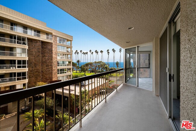 Building Photo - 515 Ocean Ave