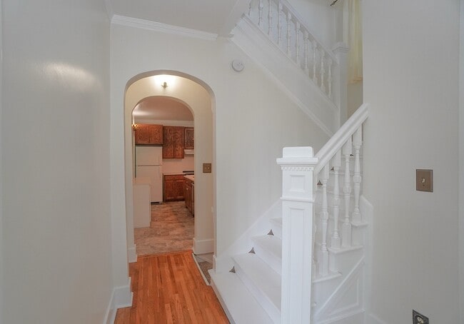 Building Photo - 2389 W Boise Ave