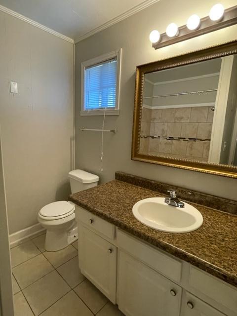 Building Photo - 204 Woodland Trail
