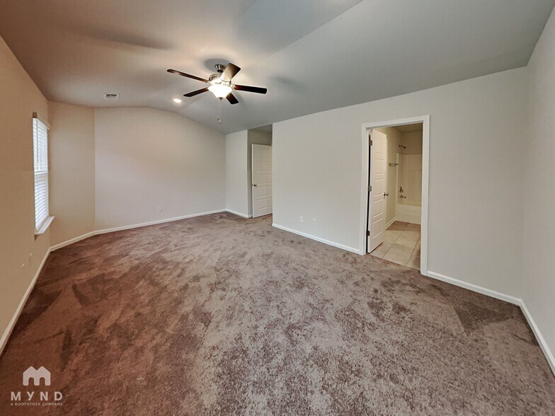 Building Photo - 45 Brown Thrasher Ct