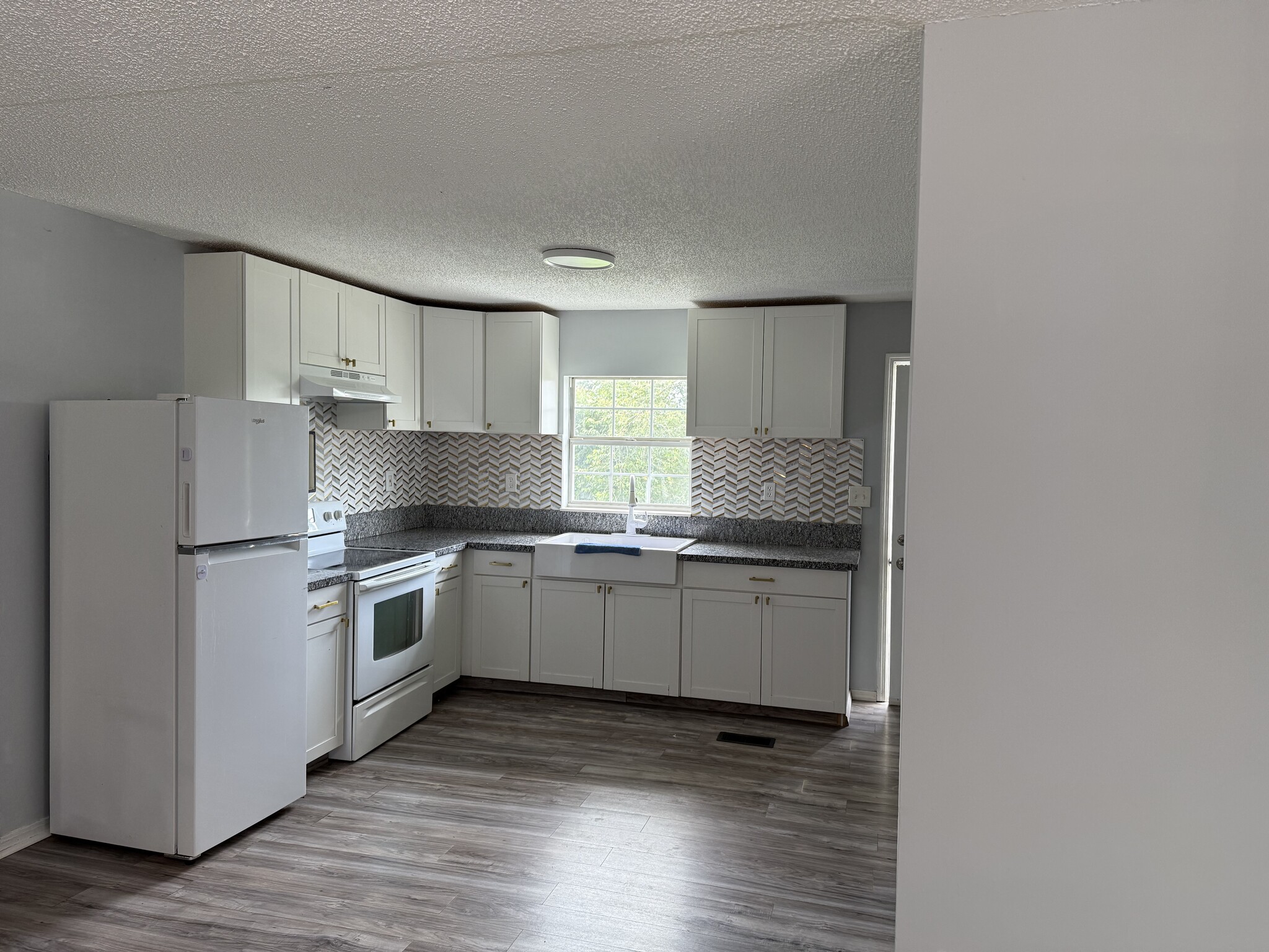 Building Photo - 3028 Toms Way