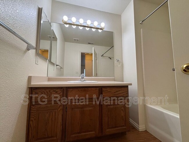 Building Photo - 136 S 1930 W