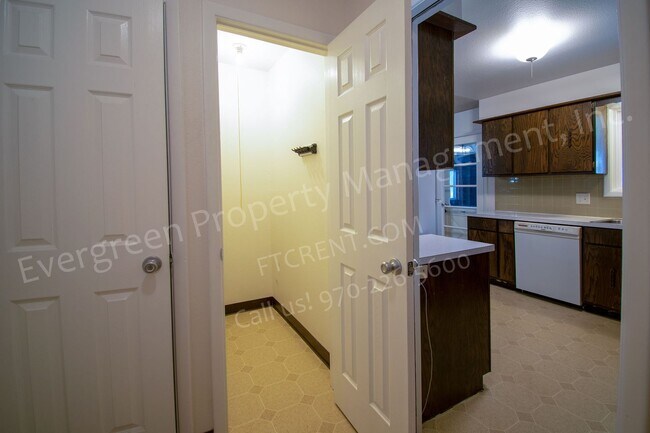 Building Photo - 1321-1323 E. 16th St.