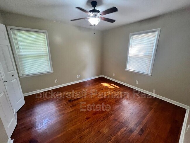 Building Photo - 1113 Steve Mar Dr