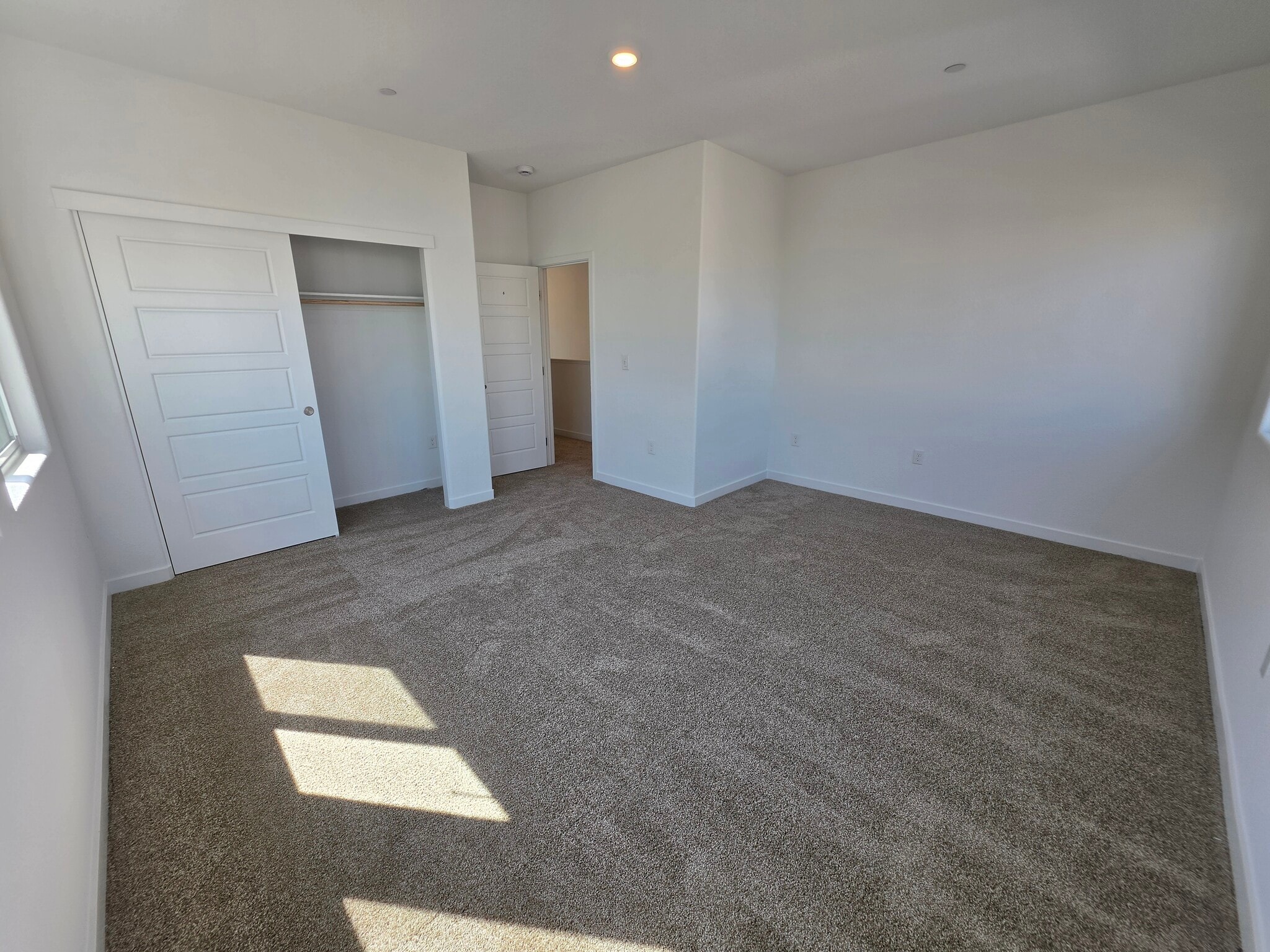 Building Photo - 10221 Terra Franca Way
