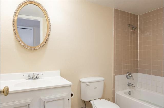 Building Photo - 504 Woodcrest Way