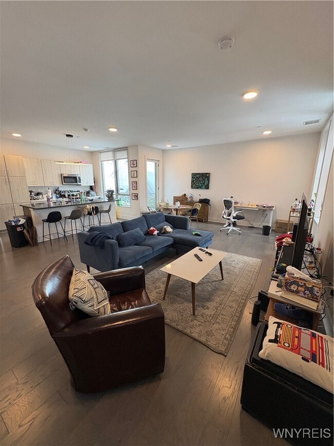 Building Photo - 1020 Elmwood Ave