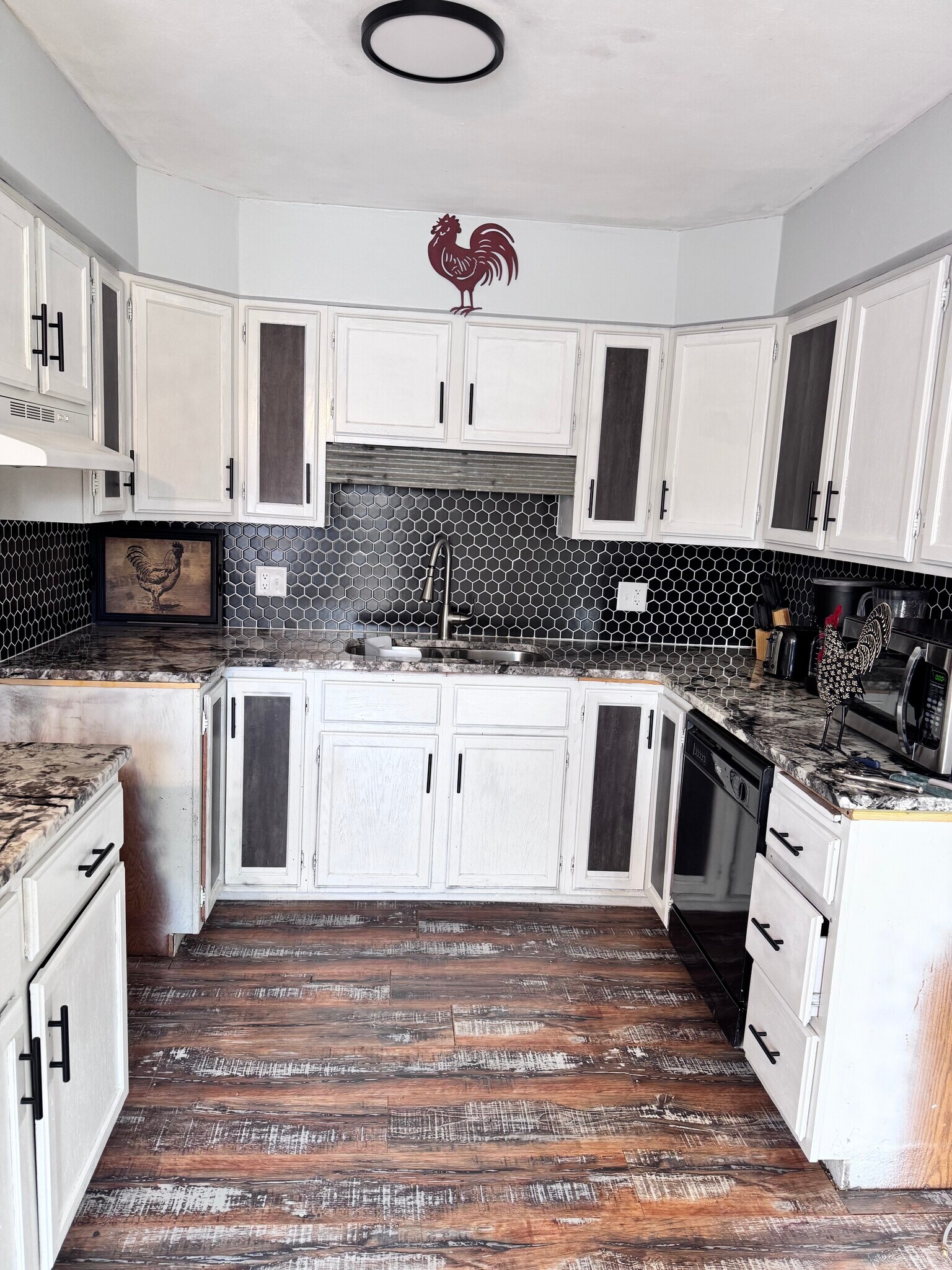 Building Photo - 502 Crab Apple Court