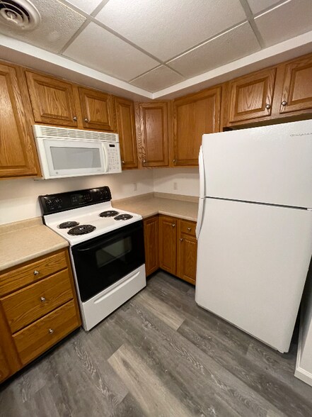 Building Photo - 110 Youngstown Rd