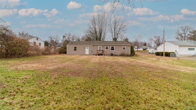 Building Photo - 204 Hillsdale Dr