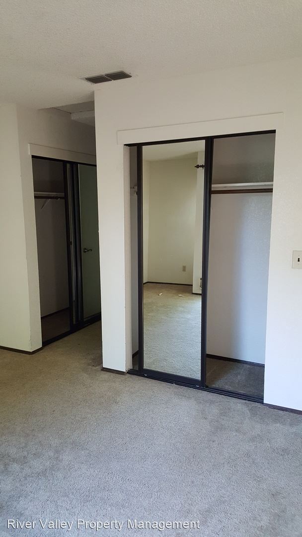 Building Photo - 2 br, 1 bath House - 351 Del Verde Circle #4