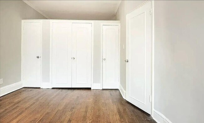 Building Photo - 1 Bedroom in Prospect Heights/Park Slope Area!