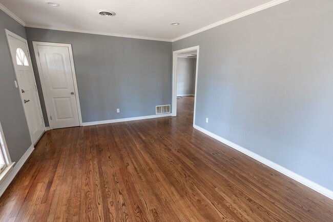 Building Photo - Home for Rent in Wetumpka