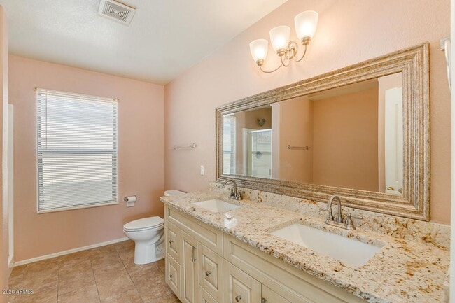 Building Photo - Charming 4 Bed home in Avondale with commu...