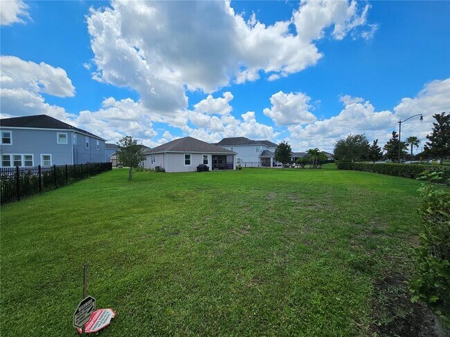 Building Photo - 4624 Fairy Tale Cir