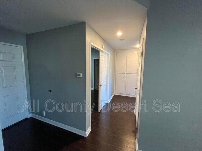 Building Photo - 4782 Tiara Dr