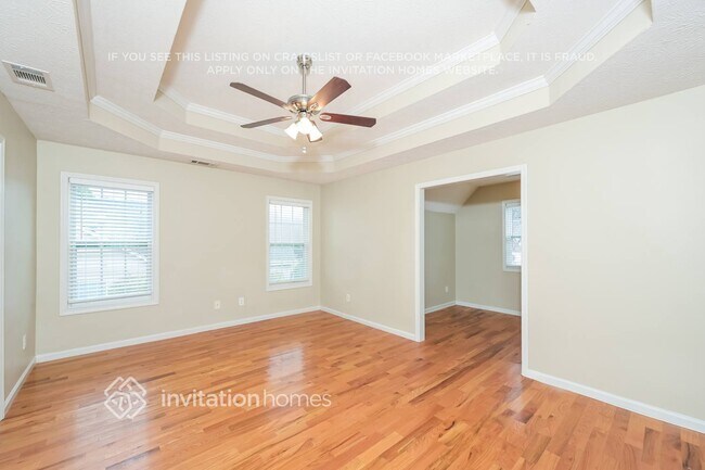 Building Photo - 2905 Meadow Gate Way