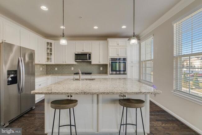 Building Photo - 4236 Winding Waters Terrace